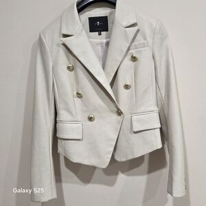Elegant Cream Double-Breasted Women's Jacket